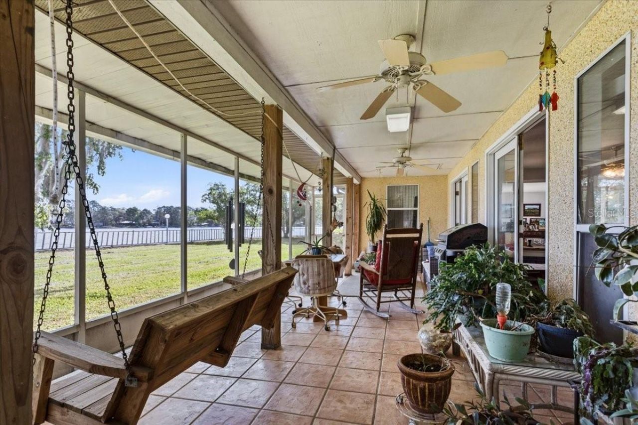 229 Lake Ida Point Drive, Interlachen, FL 32148 Photo