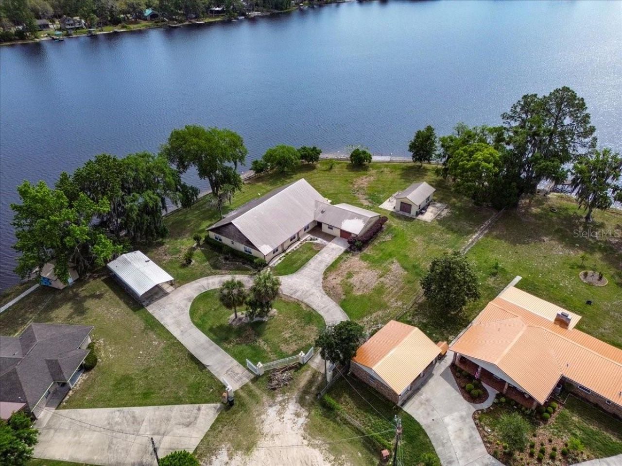 229 Lake Ida Point Drive, Interlachen, FL 32148 Photo