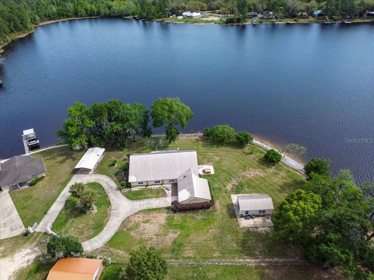229 Lake Ida Point Drive, Interlachen, FL 32148 Photo