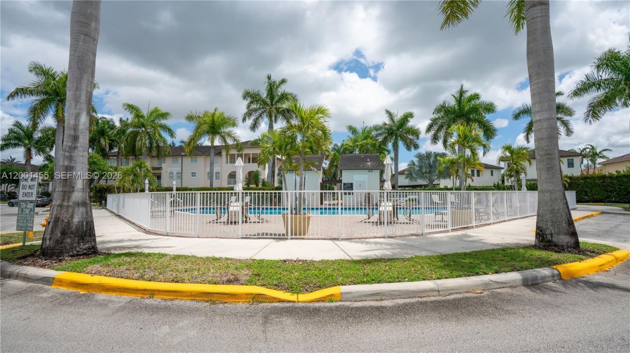 11605 NW 89th St , Unit 108, Doral, FL 33178 Photo