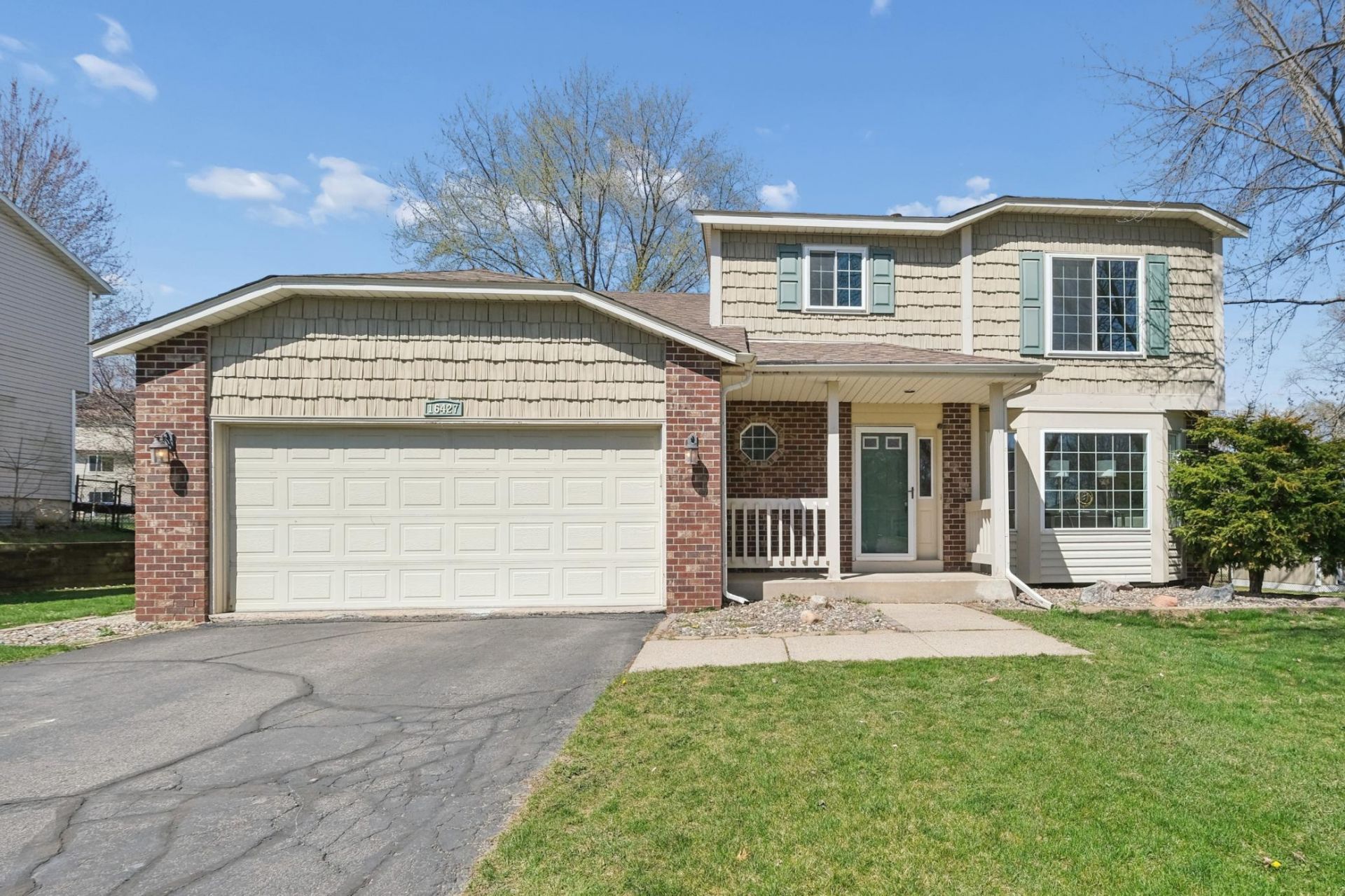 16427 Hyland Avenue , Lakeville, MN 55044