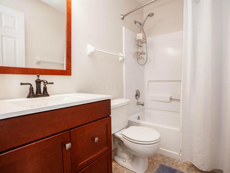 5446 Baneberry Avenue , Unit # 16A, Columbus, OH 43235 Photo 16