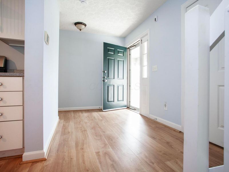 5446 Baneberry Avenue , Unit # 16A, Columbus, OH 43235 Photo 5