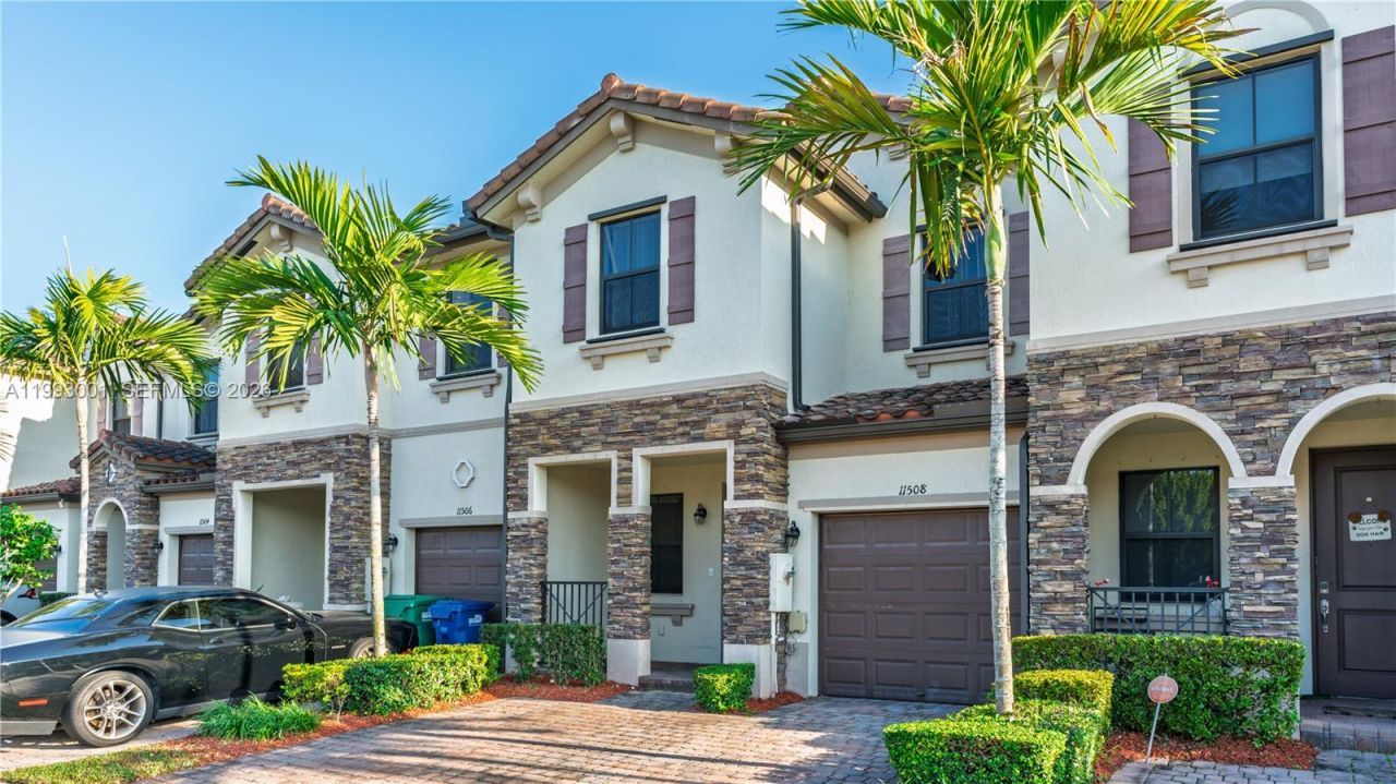 11508 SW 254th , Miami, FL 33032 Photo