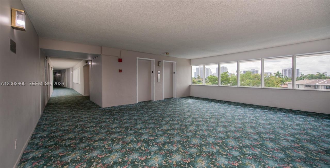 401 Golden Isles Dr, Unit 1011, Hallandale Beach, FL 33009 Photo