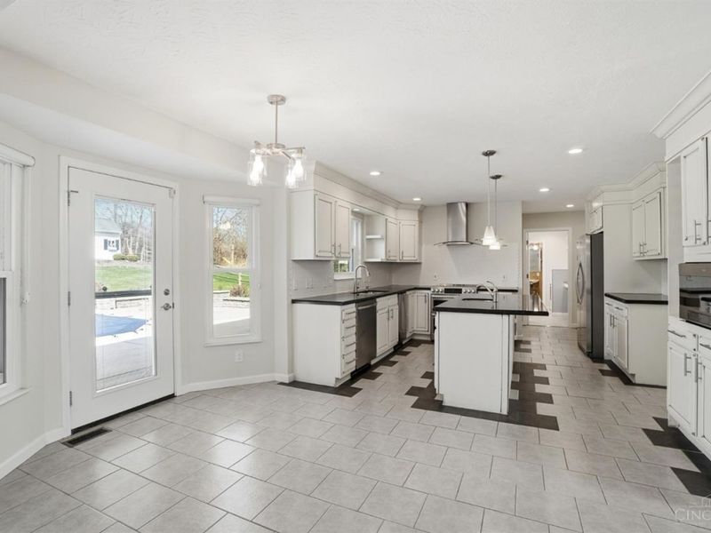 7077 Parliament Place, Liberty Township, OH 45011 Photo 14