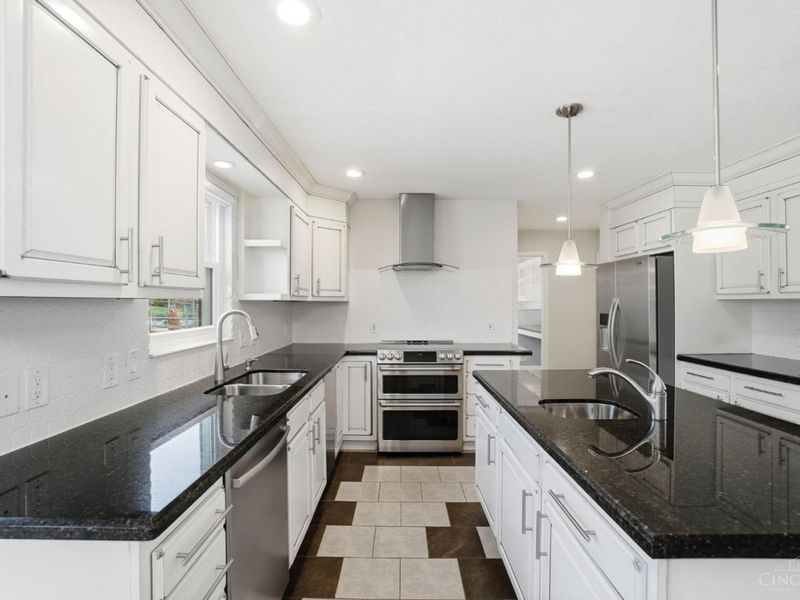 7077 Parliament Place, Liberty Township, OH 45011 Photo 17