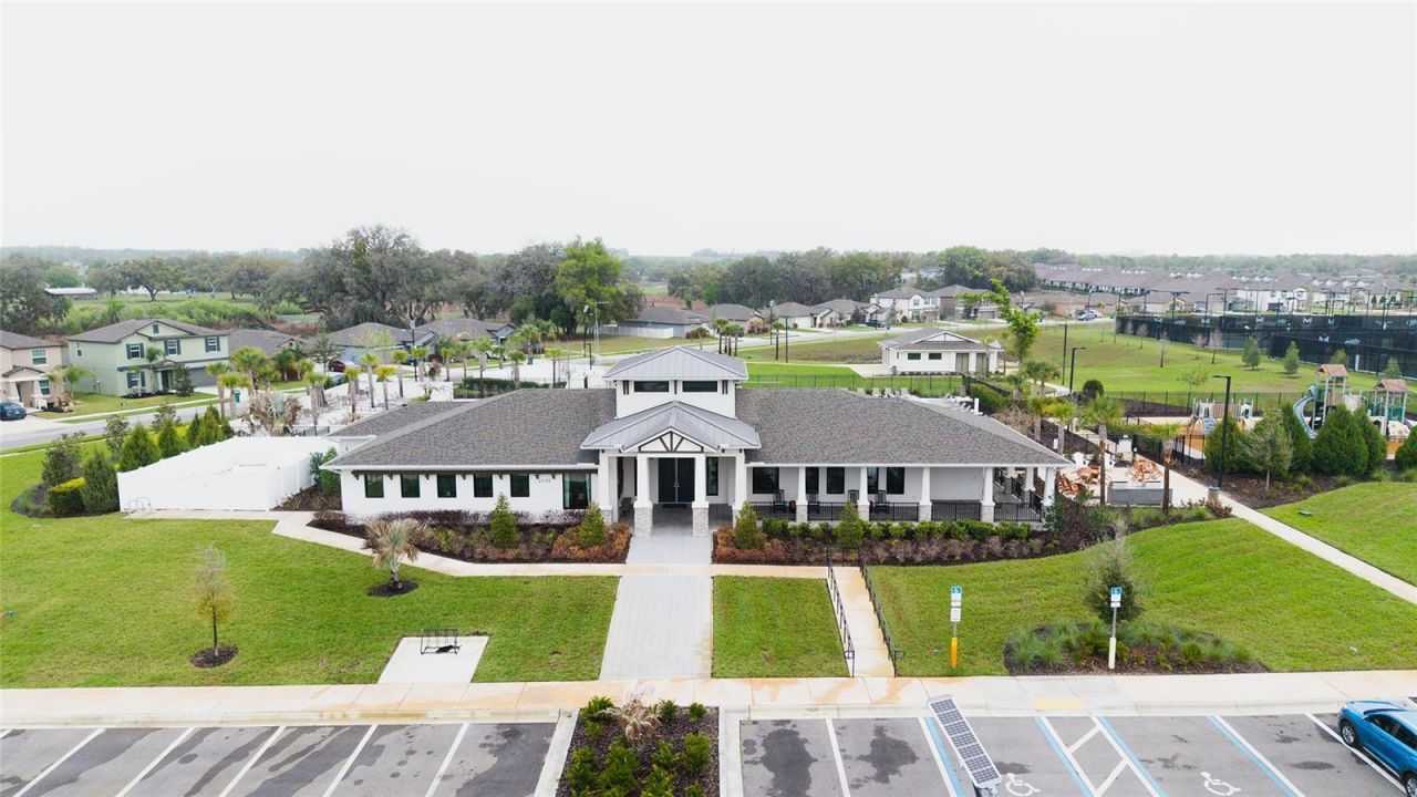 6300 Beverly Hills Drive, Zephyrhills, FL 33541 Photo