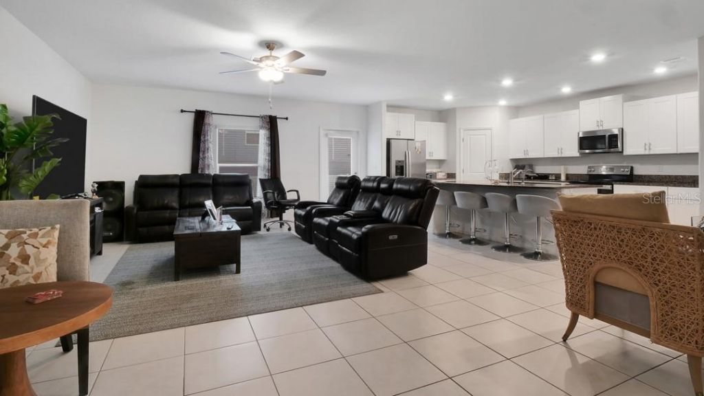 6300 Beverly Hills Drive, Zephyrhills, FL 33541 Photo