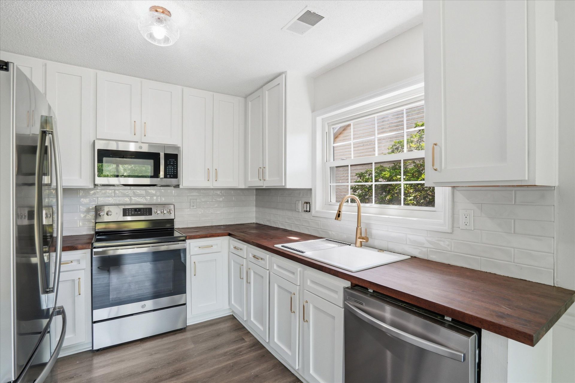 1311 Winterberry Avenue Photo 14