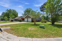 1311 Winterberry Avenue photo 4