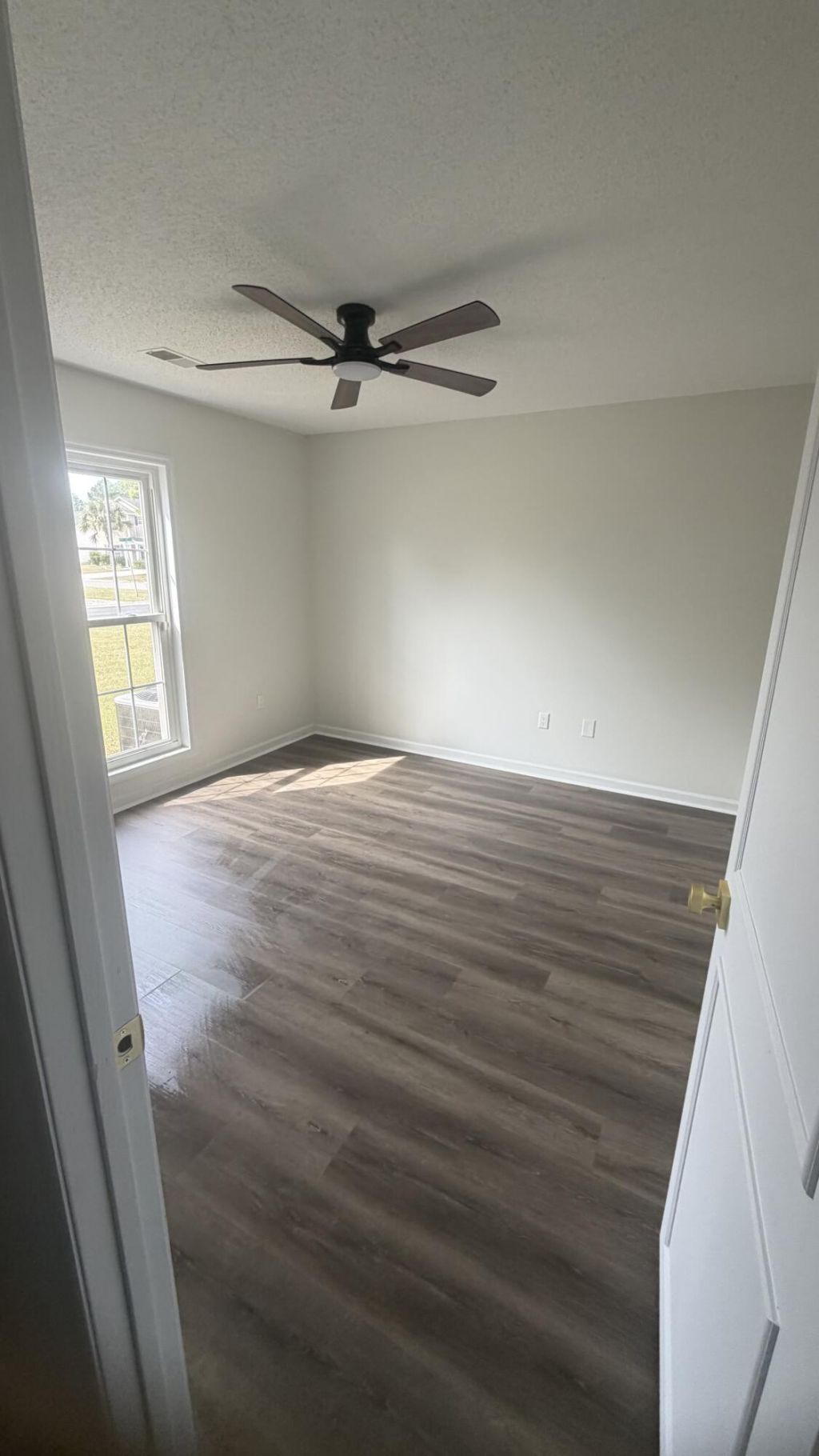 1311 Winterberry Avenue Photo 4