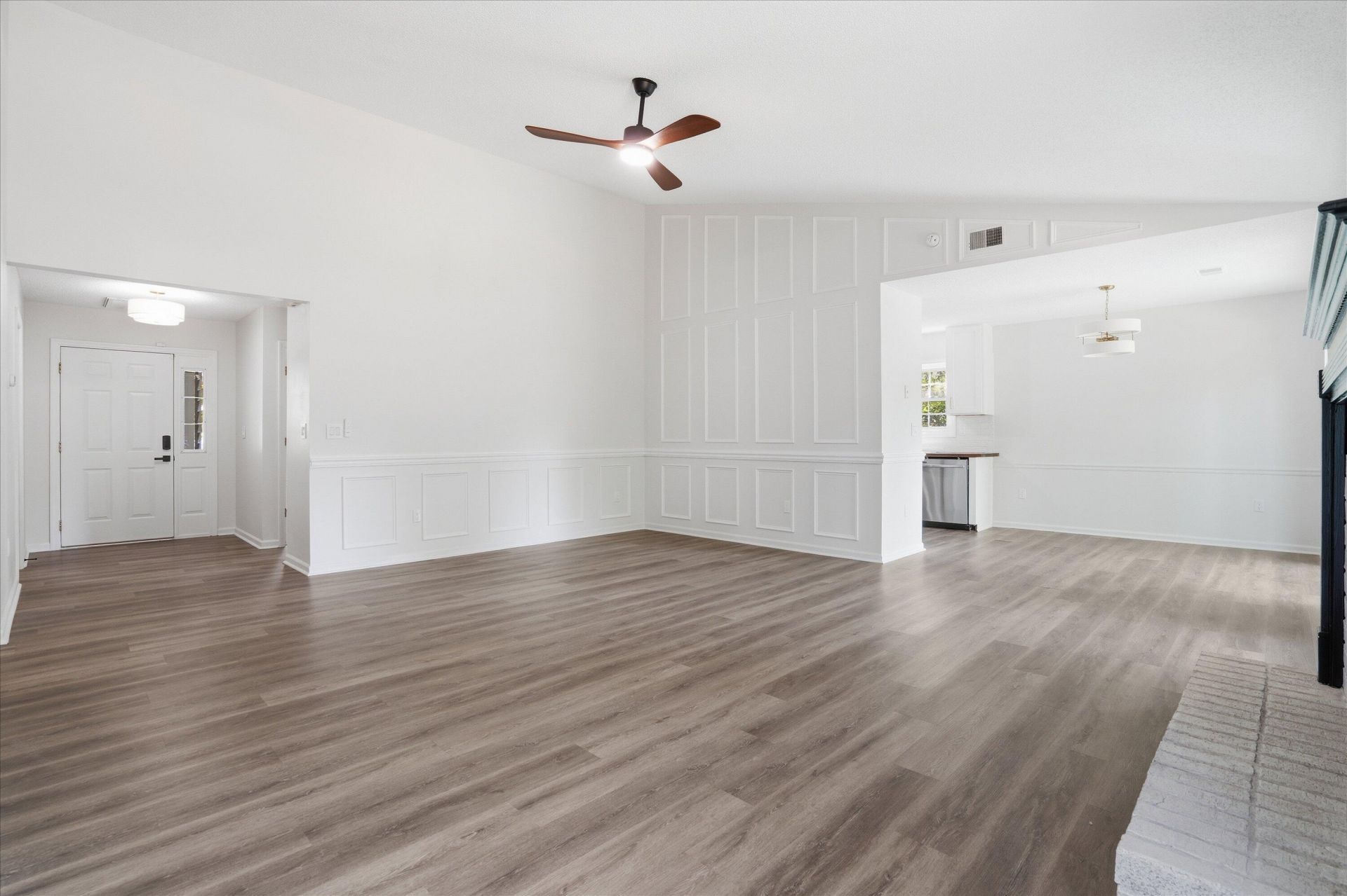 1311 Winterberry Avenue Photo 9