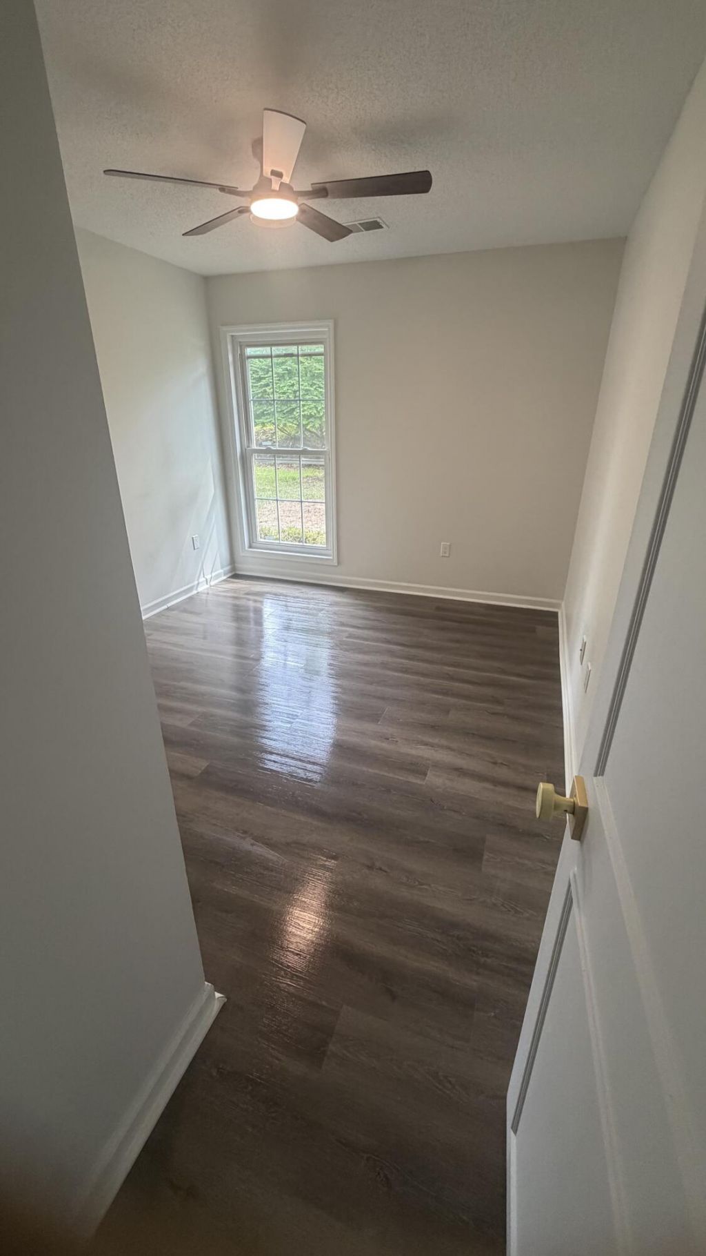 1311 Winterberry Avenue Photo 9