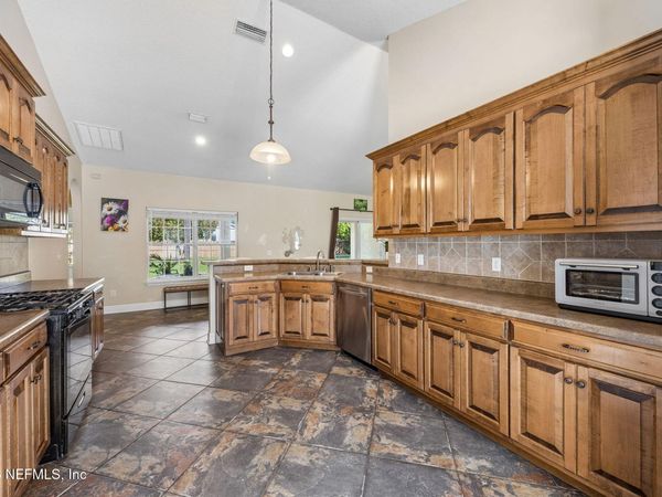 97040 RHIANNA Lane, Yulee, FL 32097