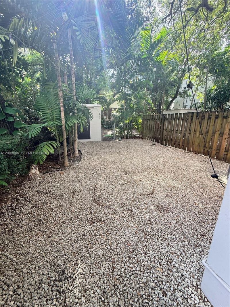 3031 W Center St , Miami, FL 33133 Photo