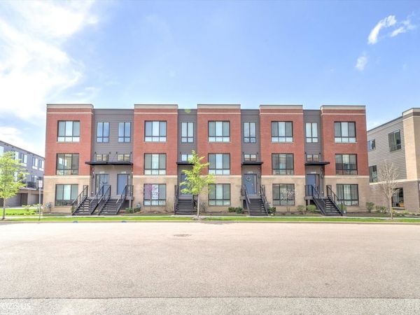 1271 Catalina Court , Schaumburg, IL 60173