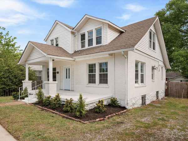 1030 28th Ave N, Nashville, TN 37208