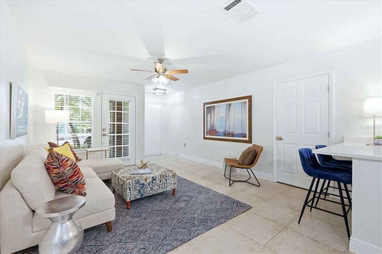 8911 Manor Loop, Unit 102, Lakewood Ranch, FL 34202 Photo