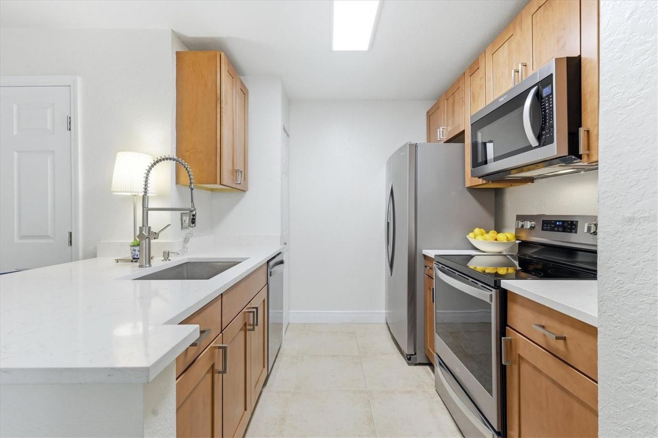 8911 Manor Loop, Unit 102, Lakewood Ranch, FL 34202 Photo