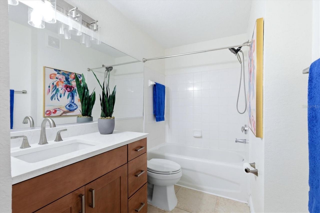 8911 Manor Loop, Unit 102, Lakewood Ranch, FL 34202 Photo