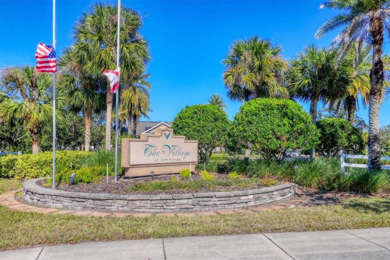 8911 Manor Loop, Unit 102, Lakewood Ranch, FL 34202 Photo