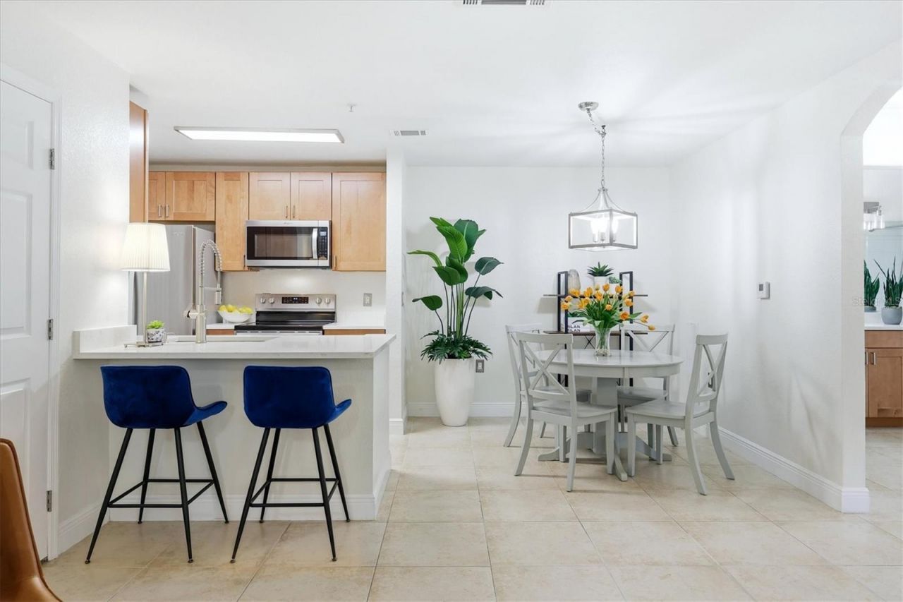 8911 Manor Loop, Unit 102, Lakewood Ranch, FL 34202 Photo