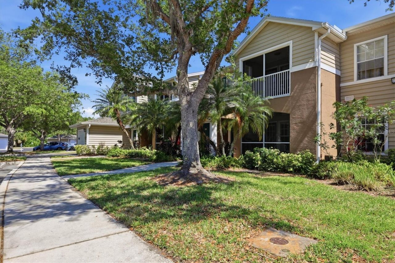 8911 Manor Loop, Unit 102, Lakewood Ranch, FL 34202 Photo