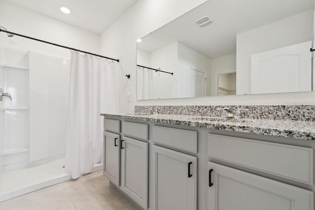 5235 Mahogany Drive, Mount Dora, FL 32757 Photo