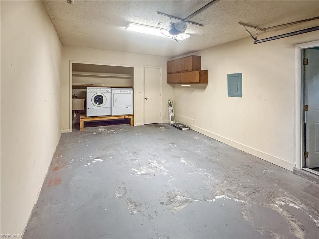 1398 Myerlee Country Club Blvd, Fort Myers, FL 33919 Photo