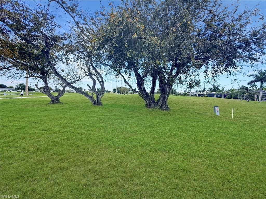 1398 Myerlee Country Club Blvd, Fort Myers, FL 33919 Photo
