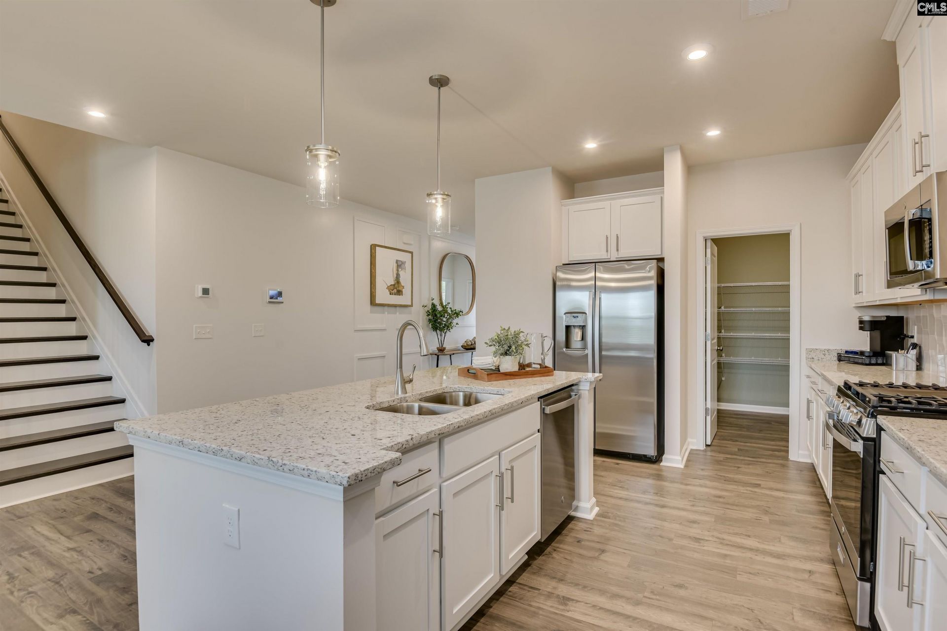 140 Bloomsbury Drive Photo 12