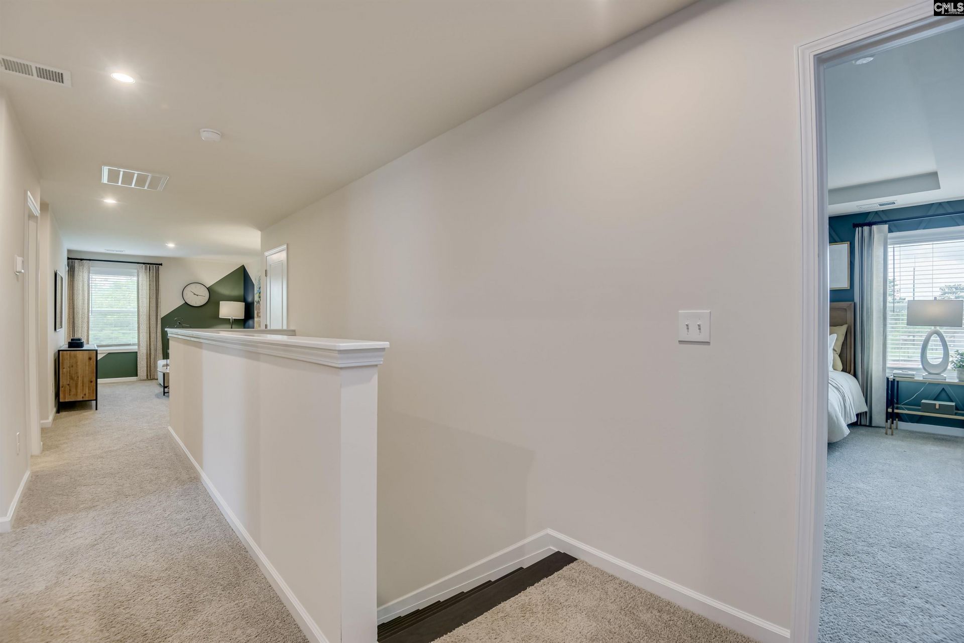 140 Bloomsbury Drive Photo 21