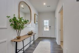 140 Bloomsbury Drive photo 4