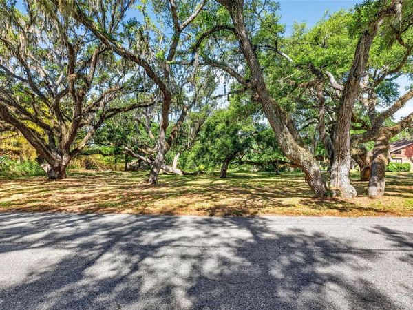 5355 BERNADETTE DR, ZEPHYRHILLS, FL 33541