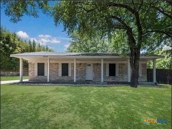 5243 E Lakeshore Drive , Belton, TX 76513