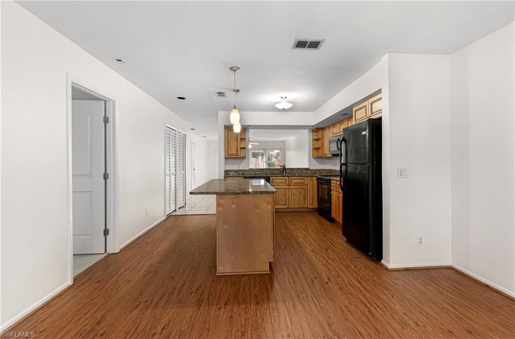 8302 Charter Club Cir, Unit 6, Fort Myers, FL 33919 Photo