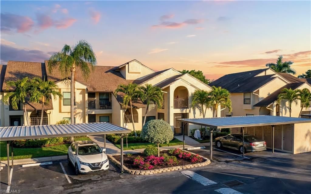 8302 Charter Club Cir, Unit 6, Fort Myers, FL 33919 Photo