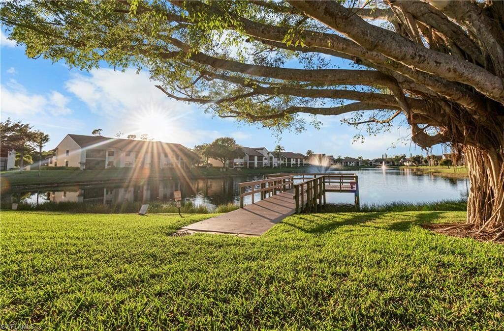 8302 Charter Club Cir, Unit 6, Fort Myers, FL 33919 Photo