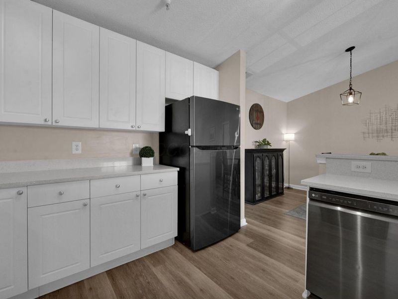 756 Hidden Springs Drive, Lewis Center, OH 43035 Photo 6