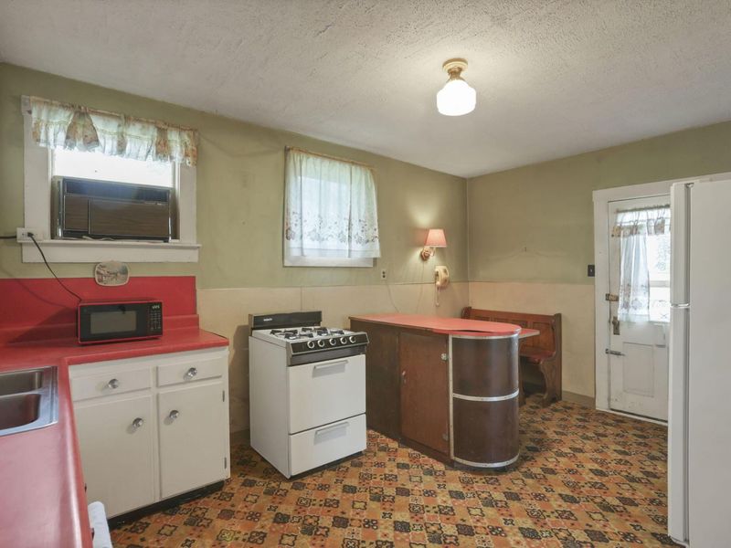 600 N Market Street, Logan, OH 43138 Photo 27