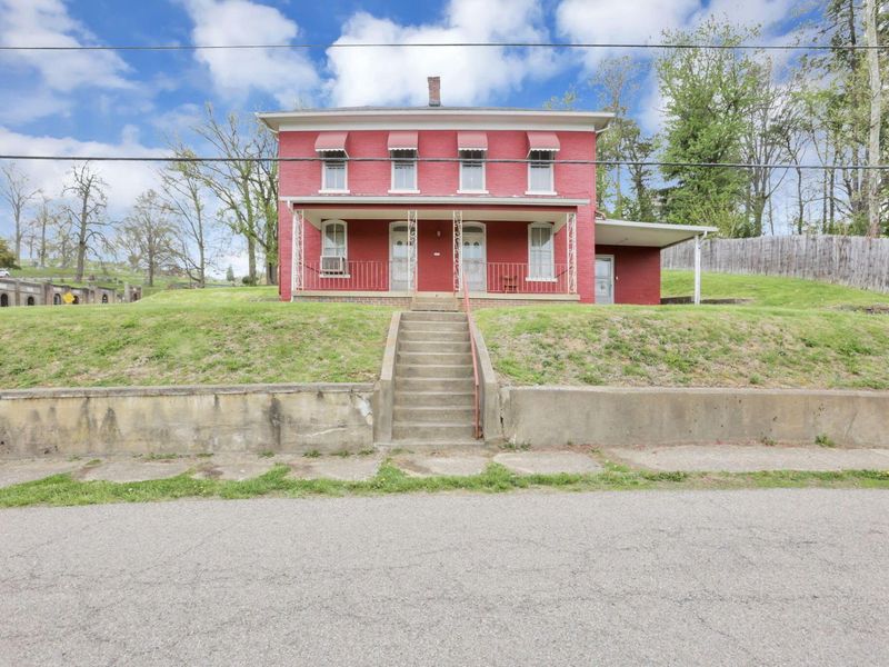 600 N Market Street, Logan, OH 43138 Photo 3