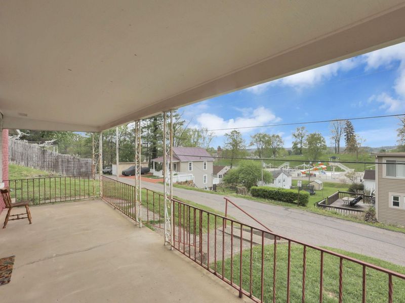 600 N Market Street, Logan, OH 43138 Photo 6