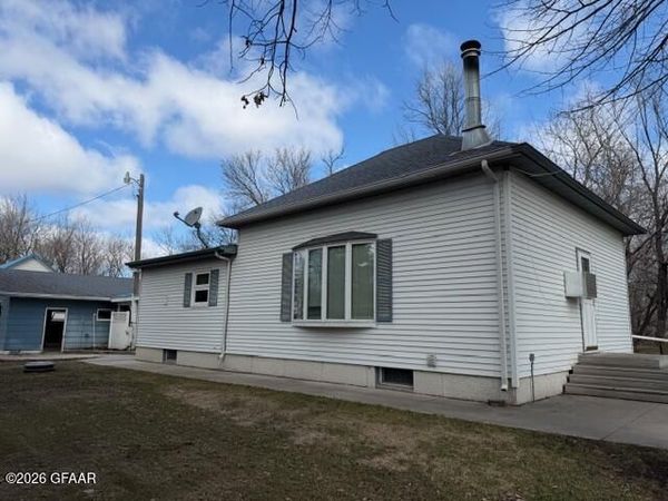 14331 76TH Street NE, Hoople, ND 58243