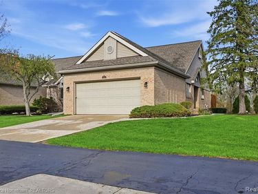 271 Edington Circle , CANTON, MI 48187