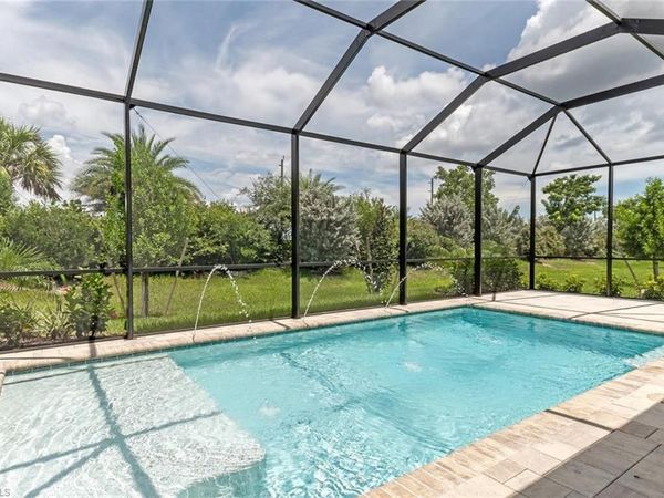 14586 Tropical DR , NAPLES, FL 34114