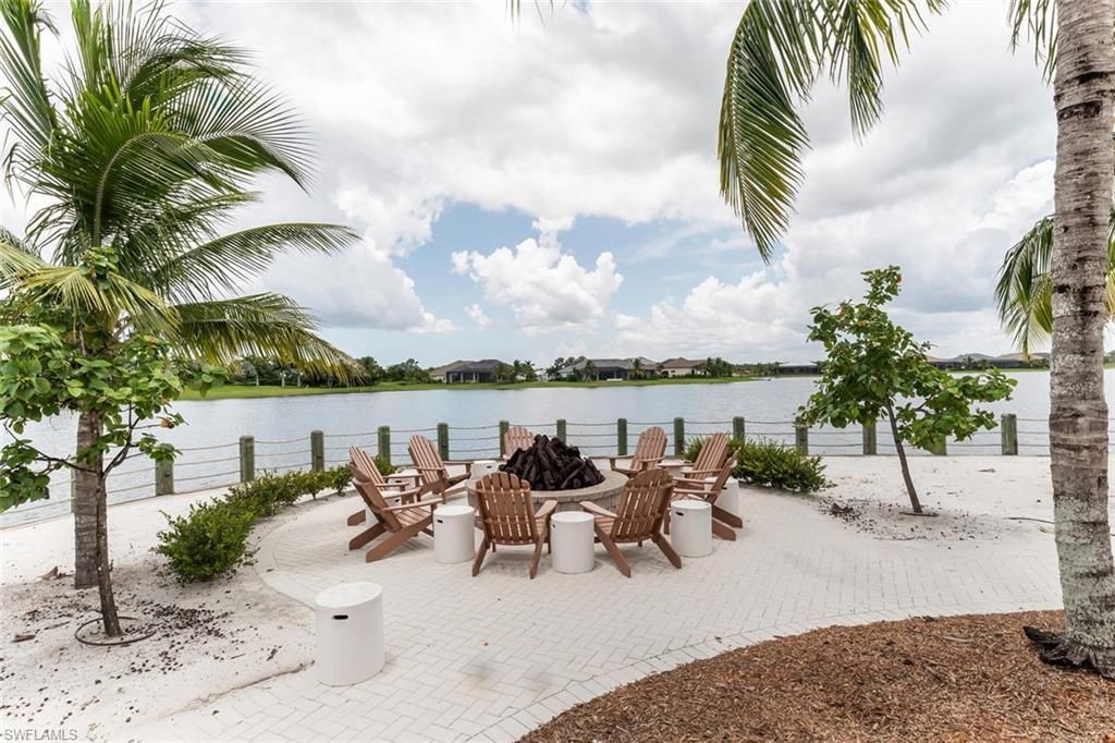 14586 Tropical Dr, Naples, FL 34114 Photo