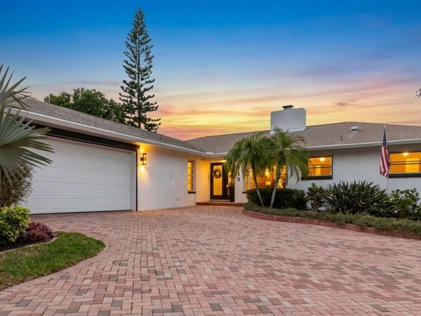 715 ROLLING HILLS DRIVE, PALM HARBOR, FL 34683