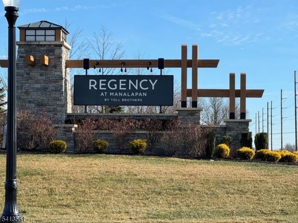 47 Sofia Dr, Manalapan, NJ 07726