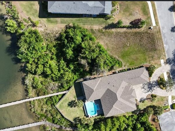 1166 Cove Pointe Drive , Panama City, FL 32401